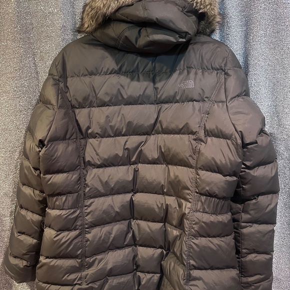 Women's XL North Face 550 Down Jacket - Picture 3 of 3